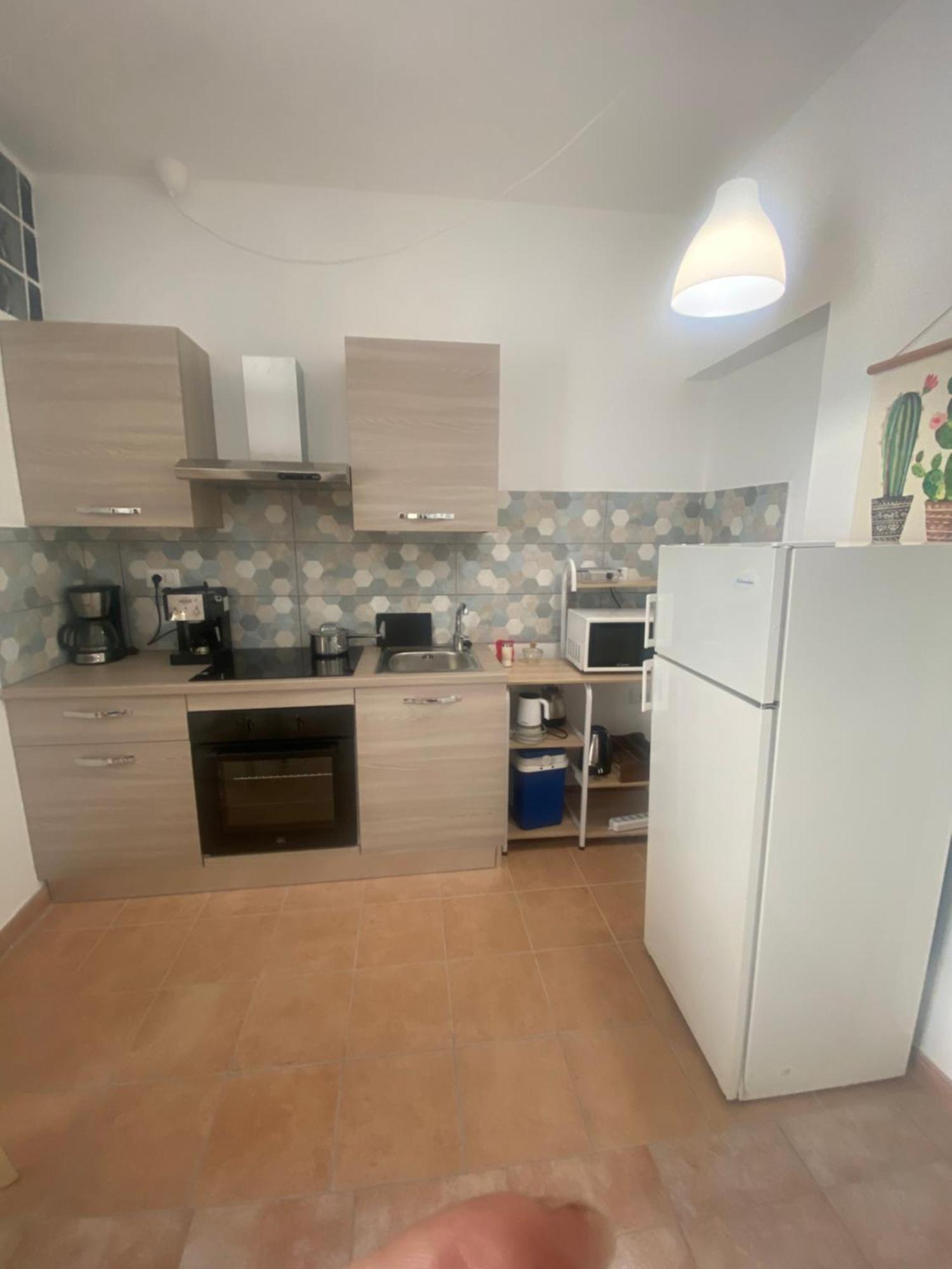 Bed And Breakfast Le Petunie Бари Сардо Екстериор снимка