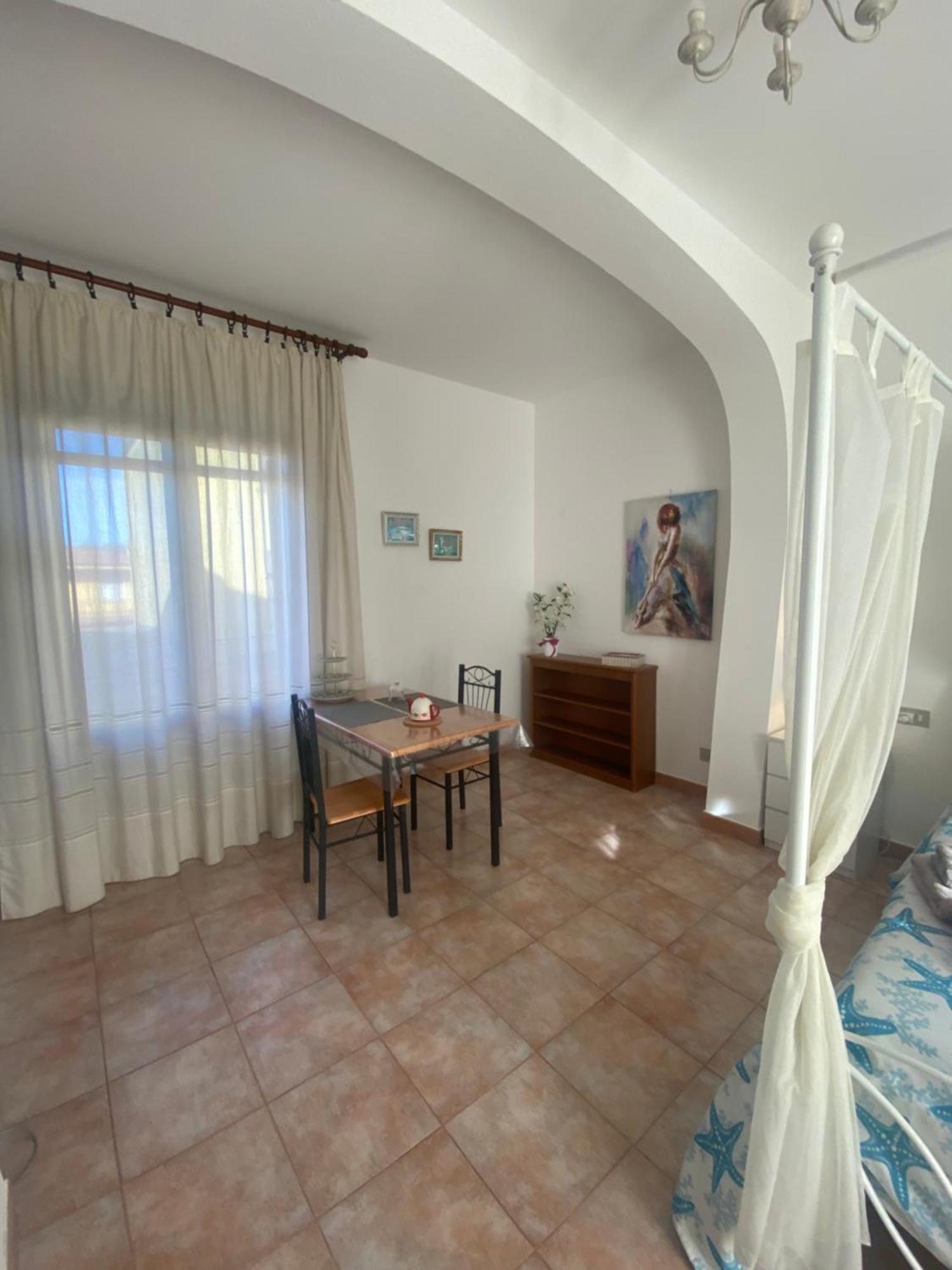 Bed And Breakfast Le Petunie Бари Сардо Екстериор снимка