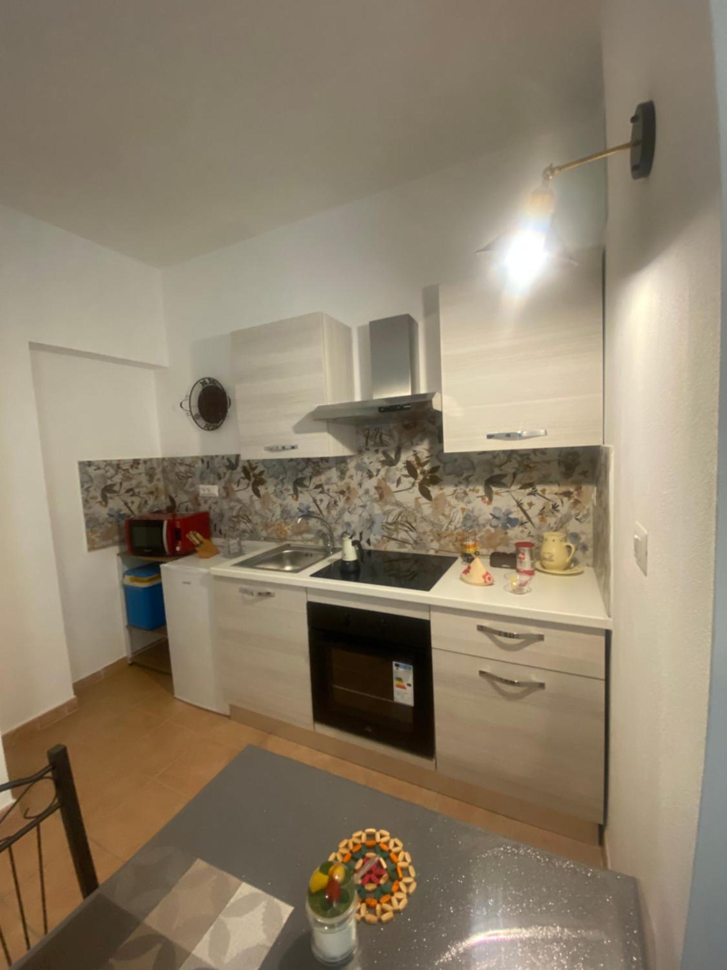 Bed And Breakfast Le Petunie Бари Сардо Екстериор снимка