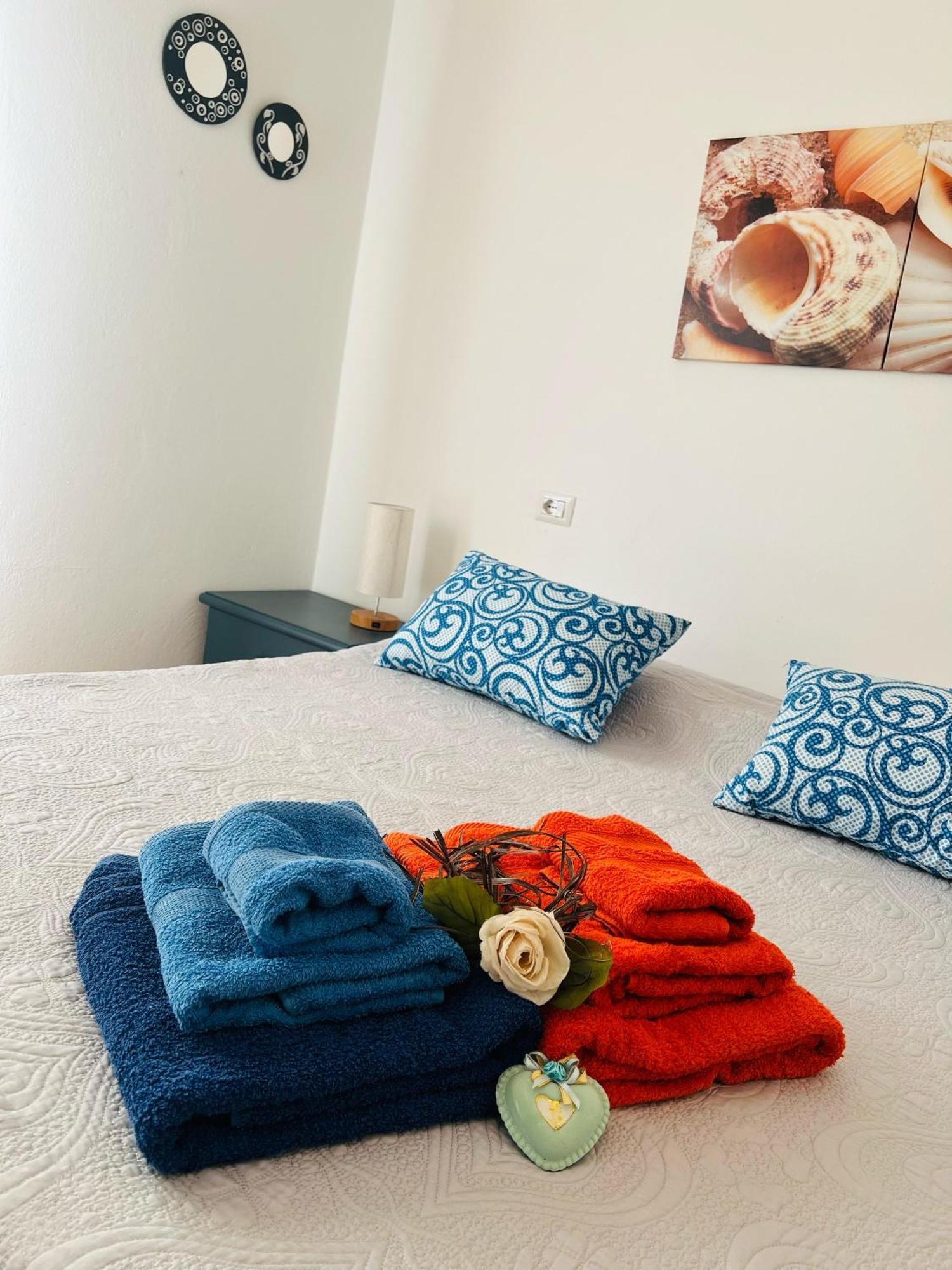 Bed And Breakfast Le Petunie Бари Сардо Екстериор снимка