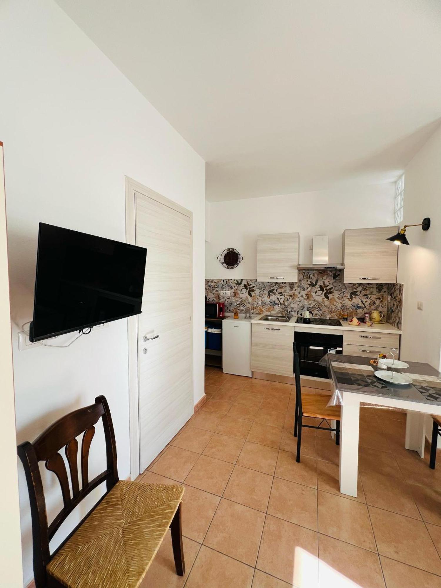 Bed And Breakfast Le Petunie Бари Сардо Екстериор снимка