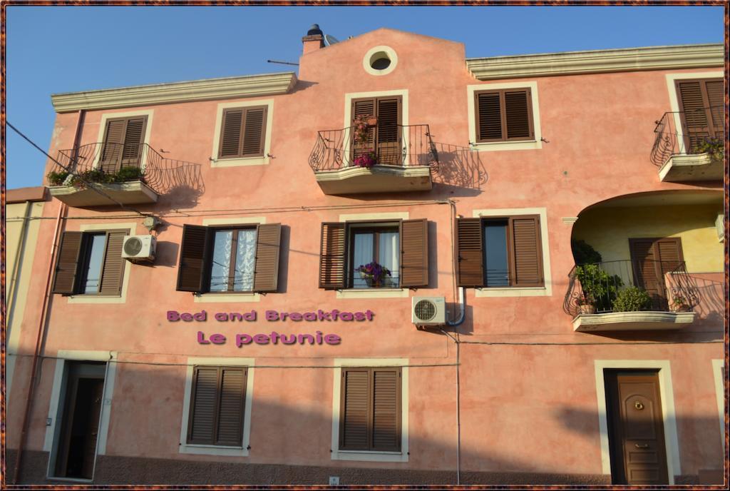 Bed And Breakfast Le Petunie Бари Сардо Екстериор снимка